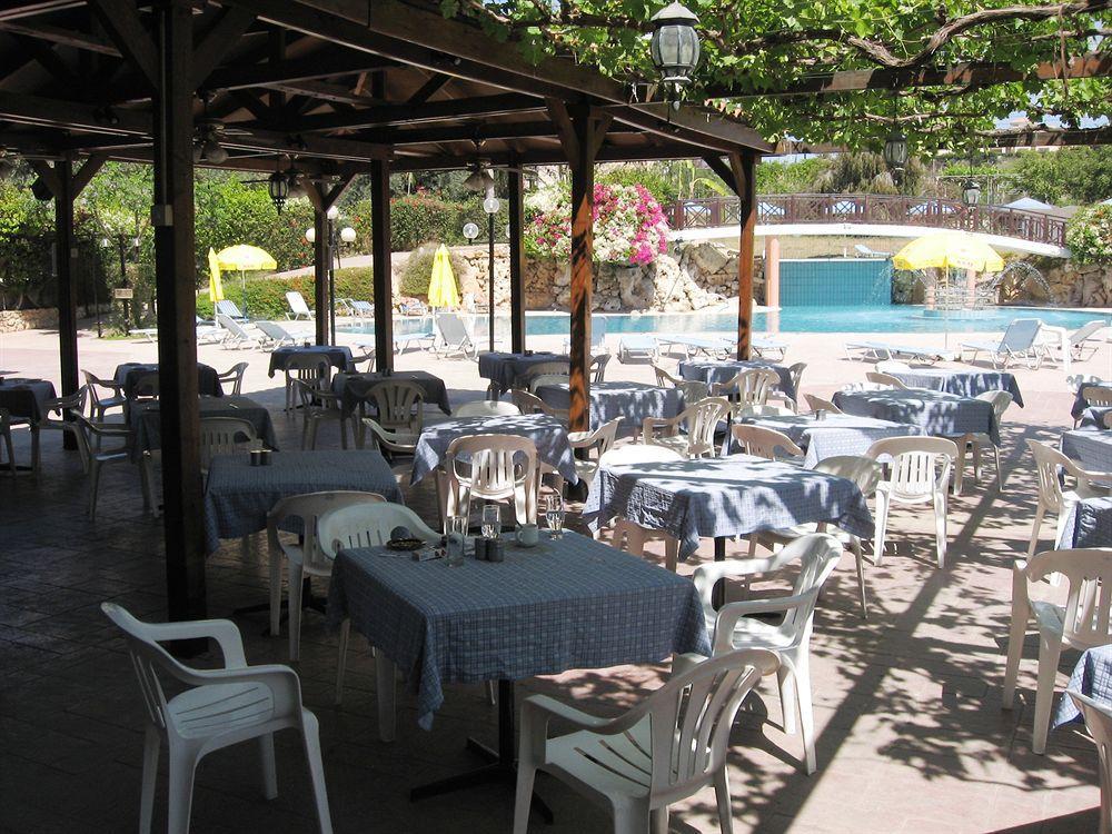 Arsinoe Beach Hotel Limassol Exterior foto